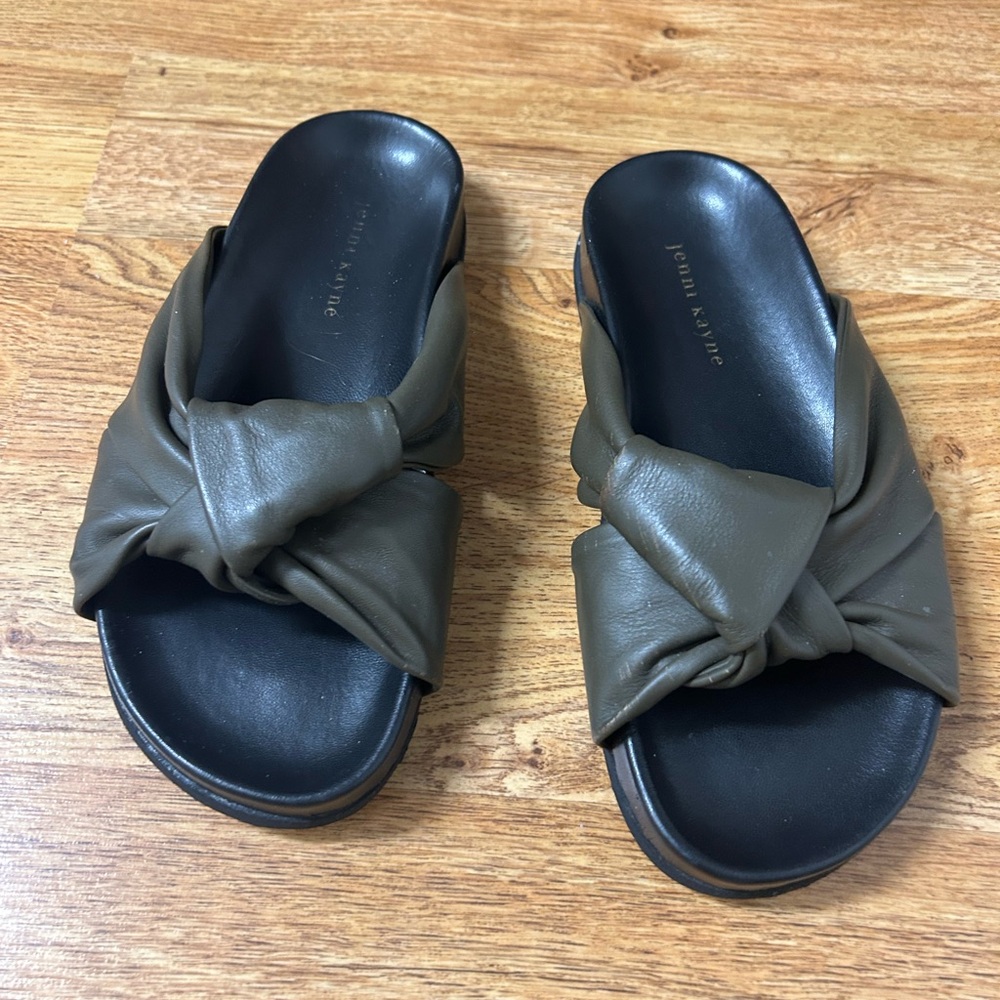 JENNI KAYNI Olive Green  Crossover Knotted Soft Leather Made in Portugal Size 7
